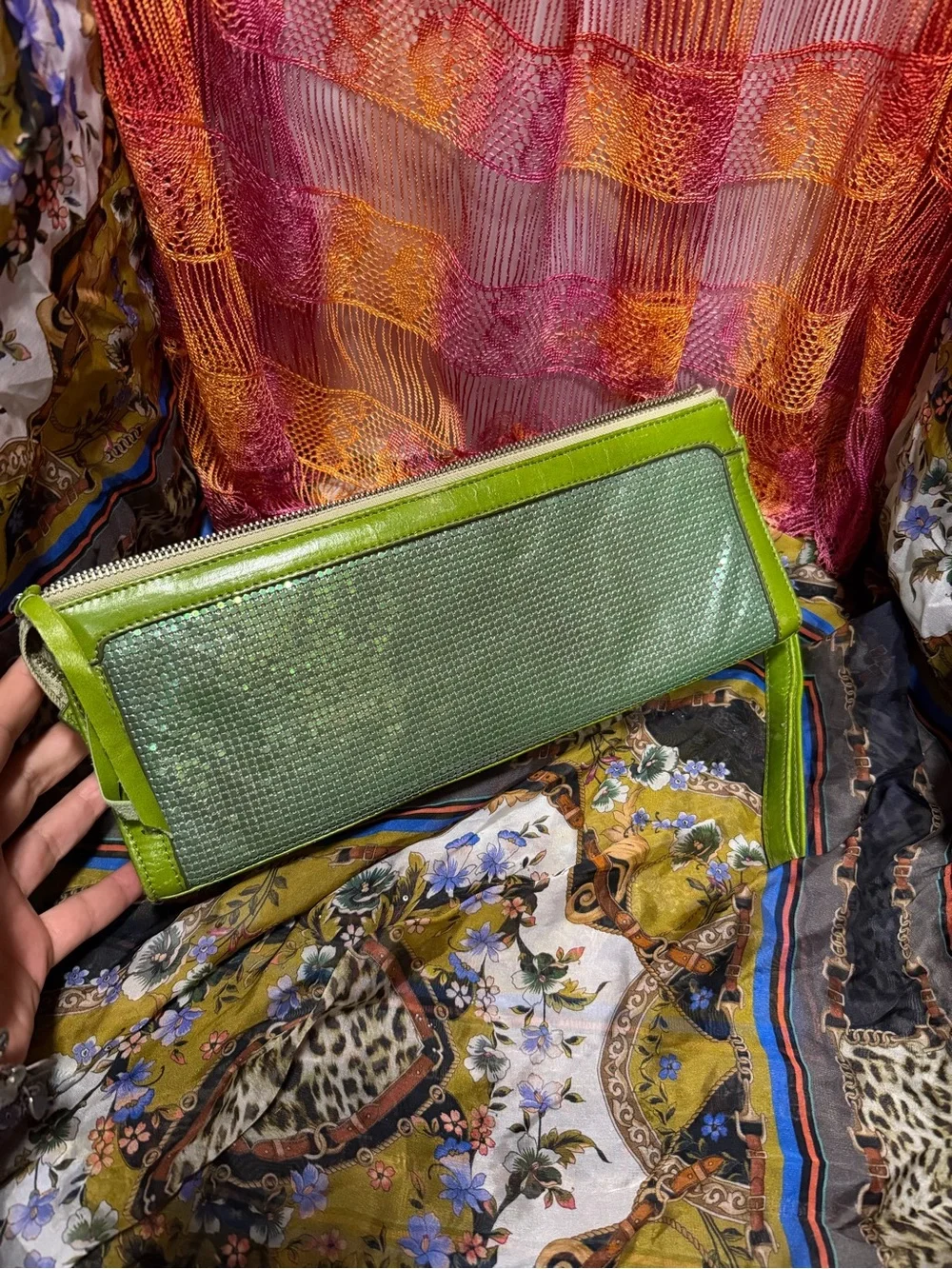 Green chain y2k clutch - Sony picture studio costume dept